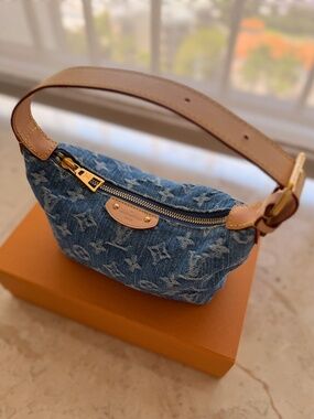 Hills Pochette Denim Monogram Louis Vuitton Bag